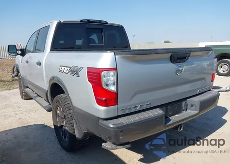 2018 Nissan Titan Pro-4X из США, поврежденный, VIN 1N6AA1E51JN551695